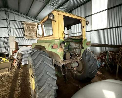 John Deere 3530, con Cabina Rumifer