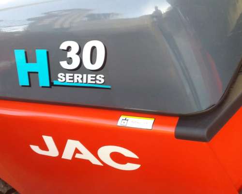 Autoelevador JAC 3 TN Motor Xinchai Diésel TT4500