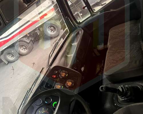 Mercedes Benz Atron 1720/48 Modelo 2013 con Carroceria