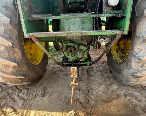 Tractor Jhon Deere 730