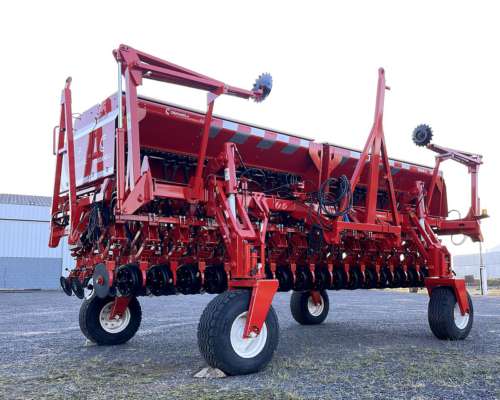 Sembradora Crucianelli Pionera 3321