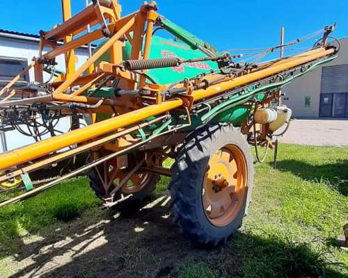 Pulverizador Praba 3000lts 22 Mts Suspensión Hidráulica - Agroads