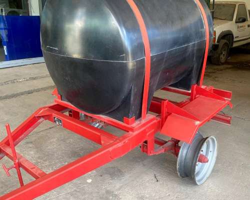 Acoplado Tanque PVC SYL 1200lts