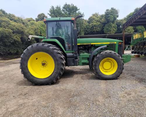 Tractor John Deere 8300
