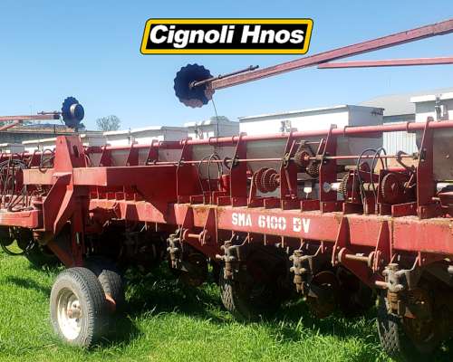 Sembradora Apache 6100, de 10 a 70 cm y Tiro de Punta