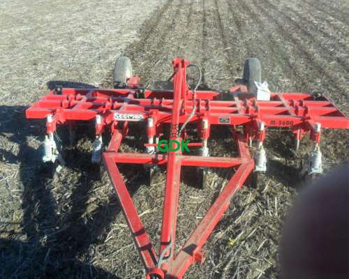 Descompactador de Suelo M3600. Secman