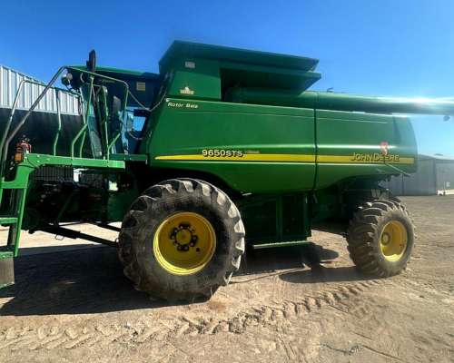 John Deere 9650 Mapeo y Piloto Plataforma 30 Pies
