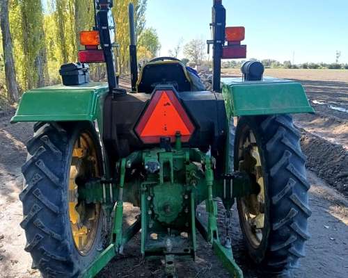 Tractor John Deere 5045e Doble Traccion