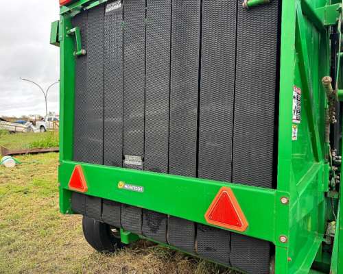 Rotoenfardadora Montecor M 8560 Usada