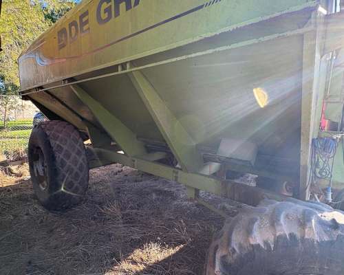 Tolva Autodescargable 2 Ejes 16 18 TN de Grande C Balanza