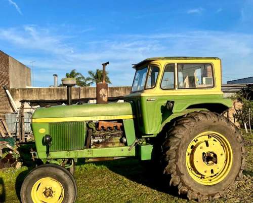 Tractor John Deere 3530