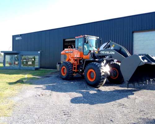 Cargadora Frontal Develon - Hyundai Sd320a