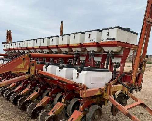Sembradora Crucianelli Gringa IV 14 a 52 Doble Fertilización