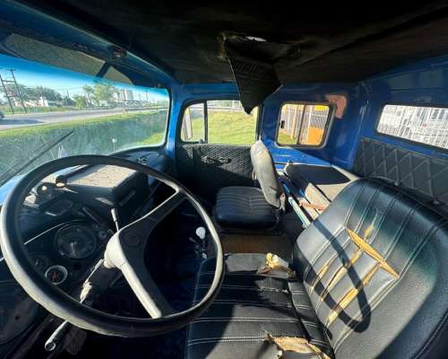 Mercedes Benz 1114 con Motor 1518