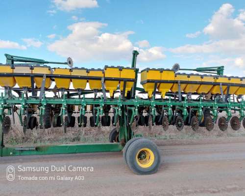 Sembradora Tedeschi Autotrailer 16 a 42