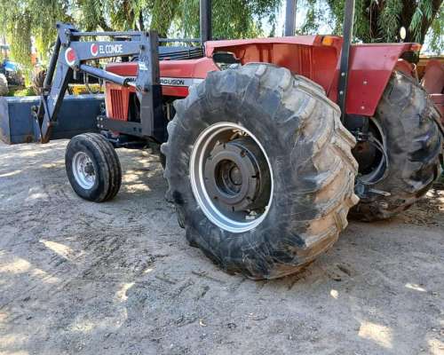 Tractor Massey Ferguson 1195 con Pala Cargadora