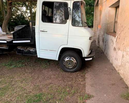 Camioncito Mercedes 608 Camilla Auxilio