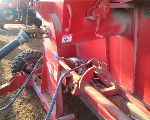 Embolsadora Mainero 2230. año 2004