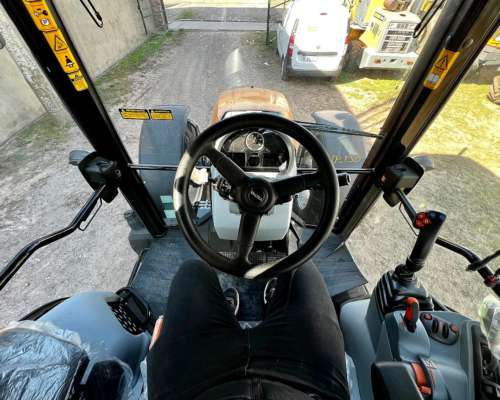 Tractor Valtra a 124 HI Tech - Caja Powershift