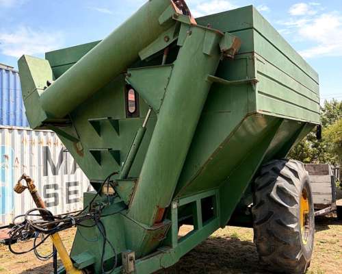 Tolva Autodescargable Ombu 14 Toneladas con Balanza