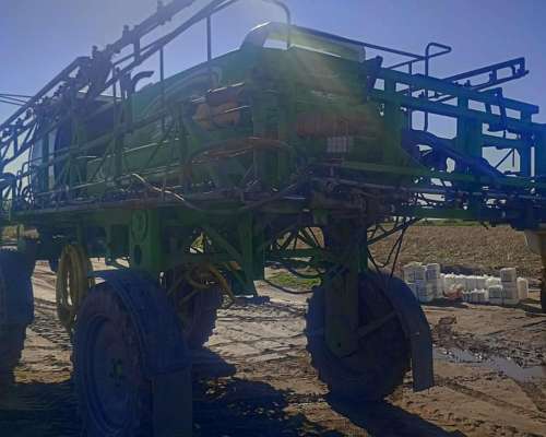 Pulverizadora Autopropulsada Metalfor 3200