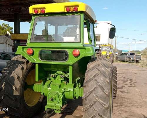 Tractor John Deere 3140