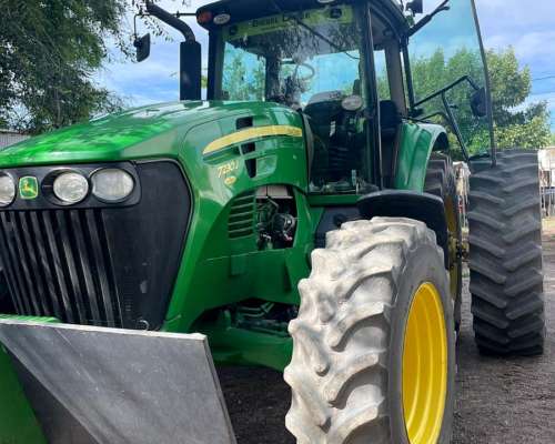 John Deere 7230j año 2017