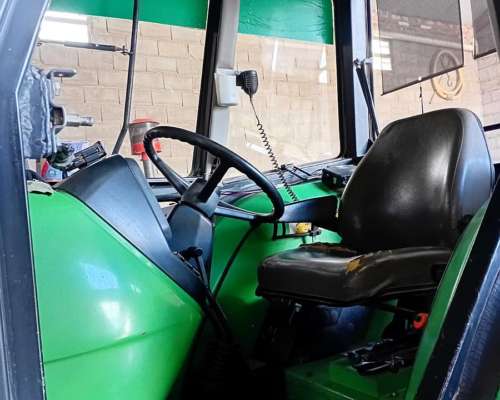 Tractor Agco Allis, 6.125, año 2003, 3999 Hs Motor