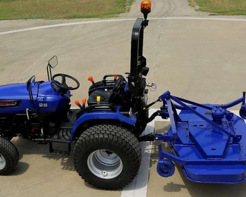 Tractor Farmtrac 30 HP 4X4 Rodado Parquero