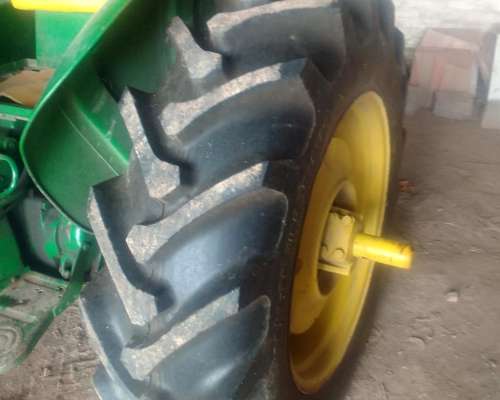 Tractor John Deere 1420
