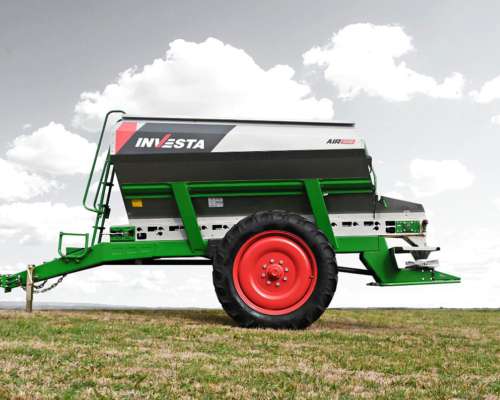 Fertilizadora de Arrastre Invezta AIR 5000, año 2025