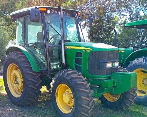 Tractor John Deere 6125d, año 2013