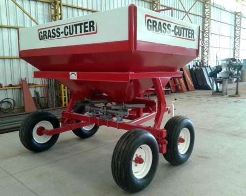 Fertilizadora Grass Cutter 3000 Litros