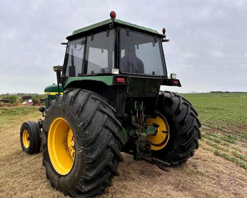 Tractor John Deere 4530, 120 HP, Motor Reparado a Nuevo,