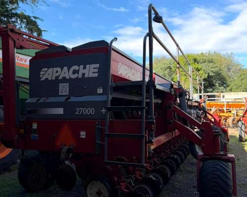 Sembradora Apache 27000 16 Líneas a 52 - Doble Fertilización