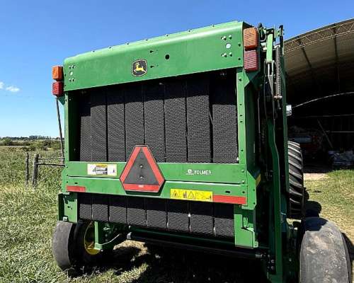 Rotoenfardadora John Deere 569