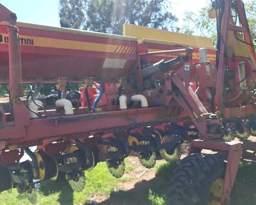 Sembradora Bertini 28000 - 13 a 52 Neumtica - Fert en Linea