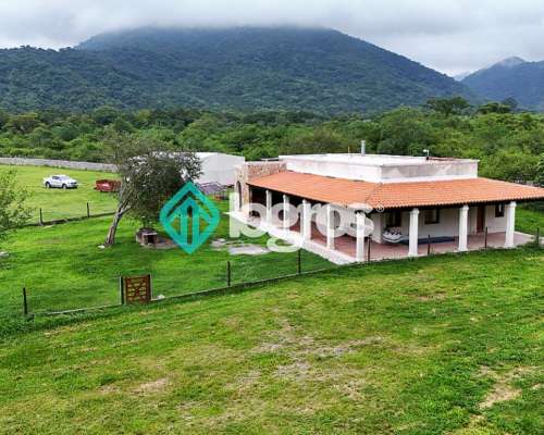 Finca de 10 Has Casa y Galpón Rosario de Lerma Salta