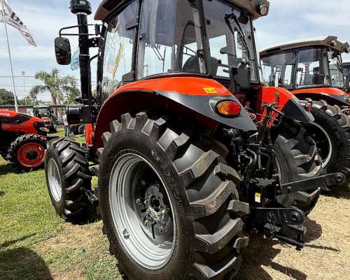 Tractor Hanomag Stark 140hp 4X4 3 Ptos Aire/ AC/ Calefaccion