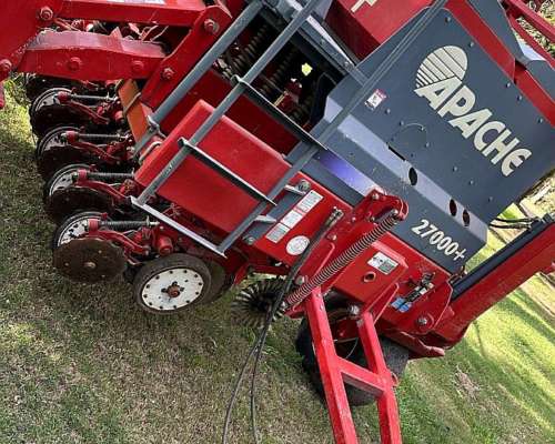 Sembradora Apache 27000+ 32 Lineas a 42 cm Mecanico