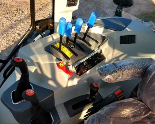 Tractor Chery Rs2404-c 245 HP Centro Hidráulico Cerrado