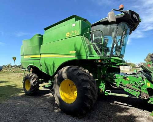 John Deere S550 SS 30f. año 2016. M 3800hs. R 2600hs.