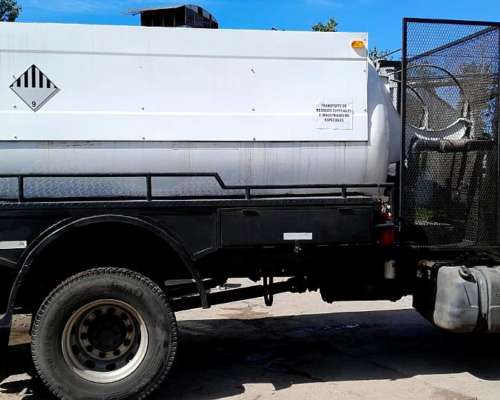 Camión Volvo VM 210 4X2 – 9 M3 – año 2008 Excelente Estado