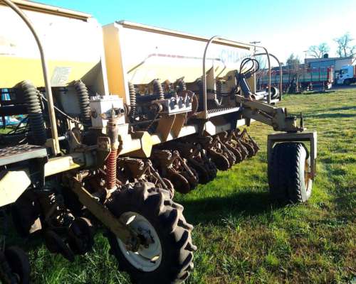 Sembradora Schiarre DDX 1400 12 a 52 Neumática