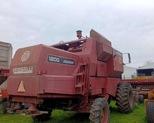Vassalli V1200 con Motor Deutz