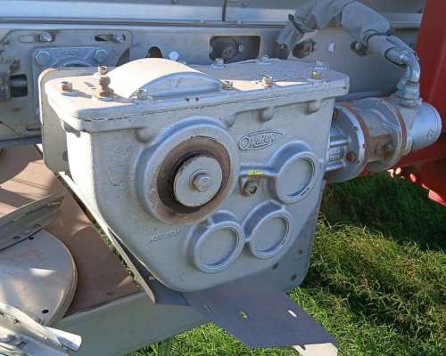 Fertilizadora de Arrastre Fertec Orgánica 9500