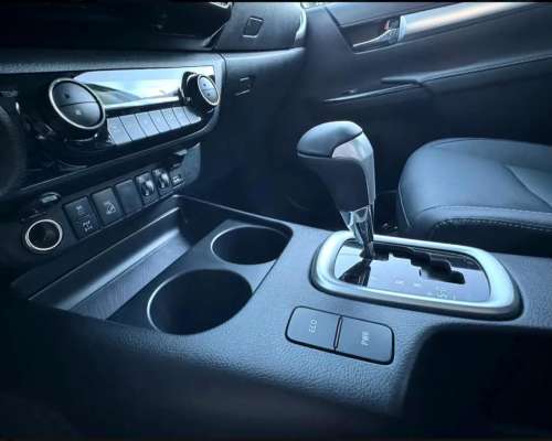 Vendo Toyota Hilux SRX 4X4 2025 con Solo 700 km sin Uso- con