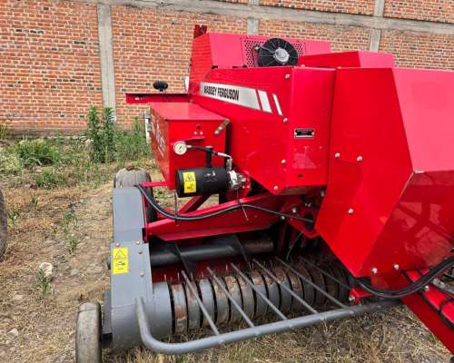 Enfardadora Heston 1838 Impecable