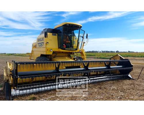 Cosechadora New Holland TC57