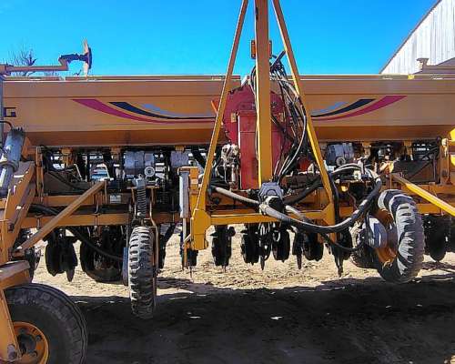 Sembradora Fabimag FG01 Neumática 18 a 42